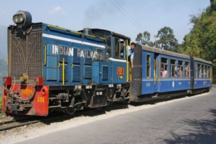 Darjeeling-Ghum-Darjeeling Special Joyride to Remain Cancelled From Dec 6. Details Inside