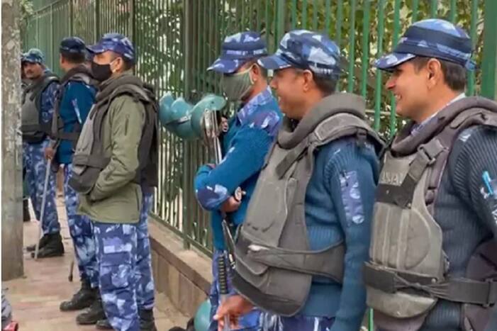 BBC Documentary Screening at Jamia: Security Beefed Up Outside Gate No.7,  Several Students Detained | Key Points