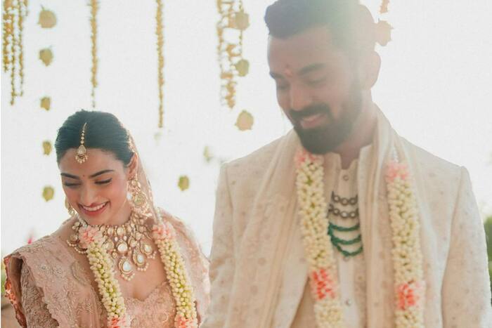 LIVE UPDATES KL Rahul-Athiya Shetty Wedding First Pics Out Couple Looks Gorgeous in Pastel Outfits - See Pics
