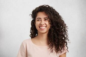 Hair Growth Tips: 8 Ways to Add Volume And Thickness to Fine Hair Hair Growth Tips: 8 Ways to Add Volume And Thickness to Fine Hair