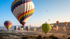 Kashi’s 4 Day Hot Air Ballooning And Boat Race Festival To Begin This January! Deets Inside