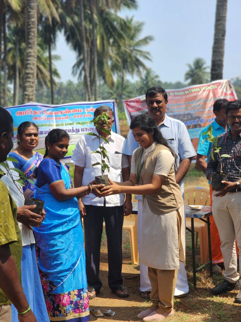 Amrita Students Engage With Farmers In Coimbatore, Demonstrate Live