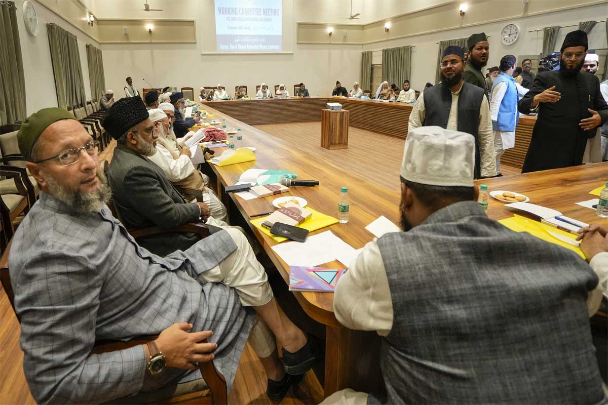 UP:AIMPLB passed resolution, Muslims should fully follow Shariat, Government should leave the intention of Uniform Civil Code