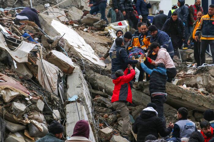 Highlights| Turkey Declares 7 Days Of National Mourning After Powerful Earthquakes Claimed Over 2500 Lives In Southern Province & Syria
