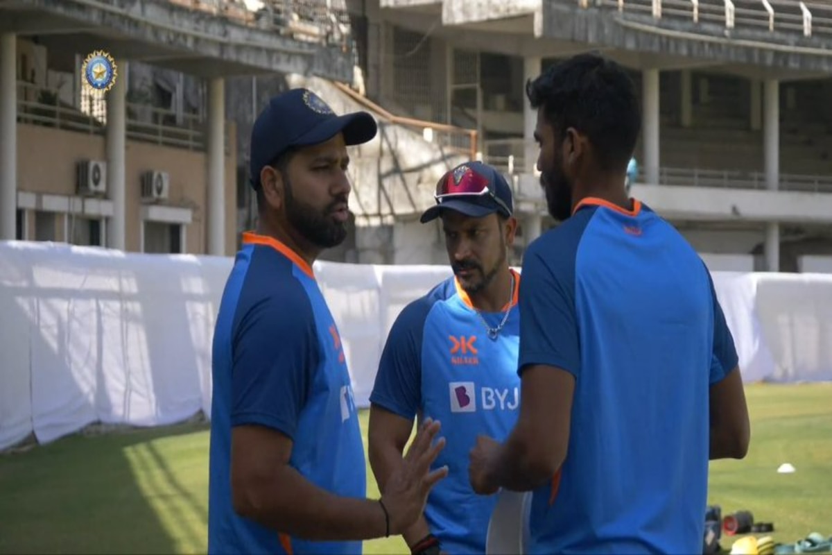 ind-vs-aus-1st-test-ks-bharat-to-make-debut-wicketkeepers-photo-with