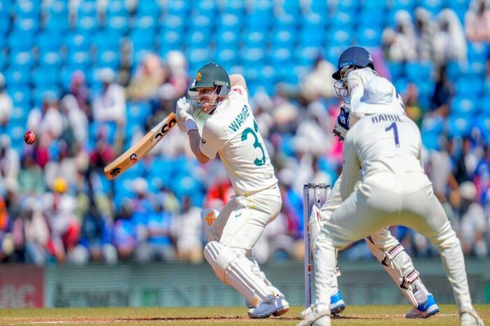 David Warner, David Warner pushpa step video, David Warner mai jhukega nehi video, David Warner IND vs AUS test, David Warner vs India, David Warner in Nagpur, David Warner twitter, David Warner Instagram, IND vs AUS, IND vs AUS Nagpur Test, IND vs AUS Test series, IND vs AUS Tests, Border Gavaskar Trophy