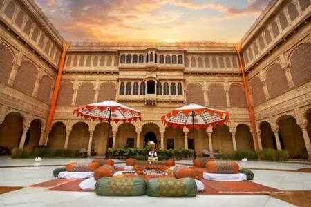 लग्जरी और खूबसूरती की पहचान है सूर्यगढ़ पैलेस, देखिए वो होटल जहां सिद्धार्थ-कियारा लेंगे साथ फेरे