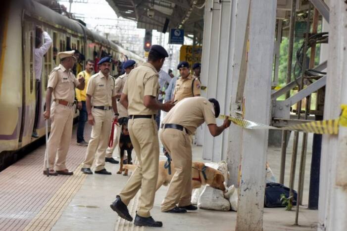 NIA को मिली मुंबई में आतंकी हमले की धमकी, महाराष्ट्र के कई शहर में हाई अलर्ट; जांच में जुटी पुलिस