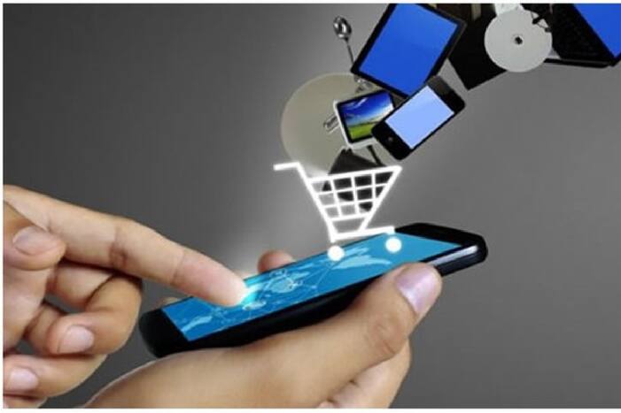 आधे से भी कम दाम पर मिल रहे Samsung, Xiaomi और iQoo के फोन, Amazon पर चल रही है फोन पार्टी