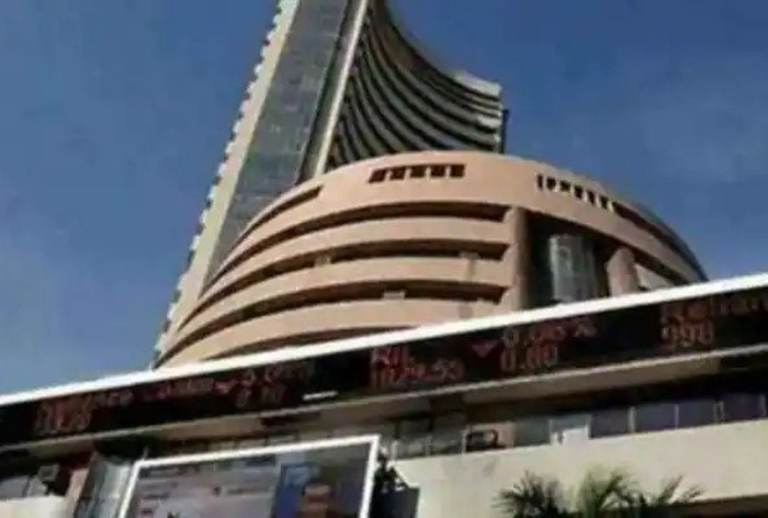 Sensex Rises By 66 points, Nifty Ends Above 22400; Reliance Stock Closes Above Rs 3000