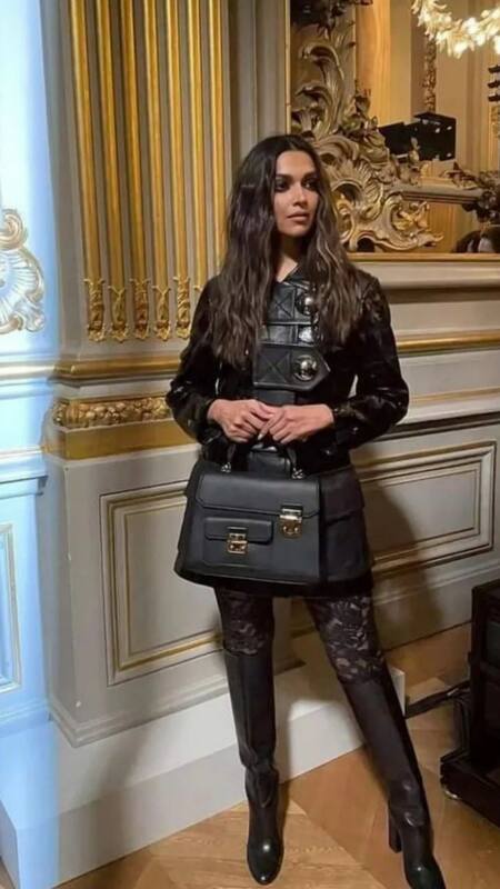 Deepika Padukone's sultry look turns heads at Paris Fashion Week