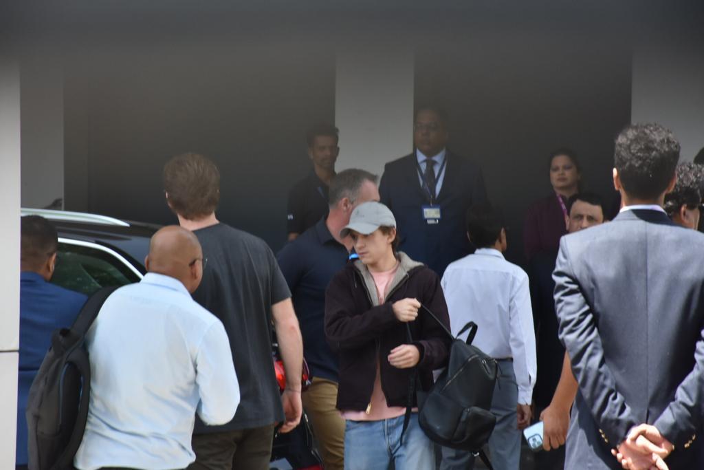 Tom Holland Zendaya Arrive in Mumbai Amid Engagement Rumours Desi Fans