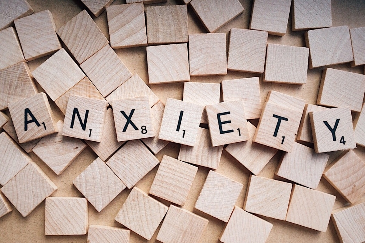 How to Manage Anxiety Naturally? 5 Ways To Improve Mental Health