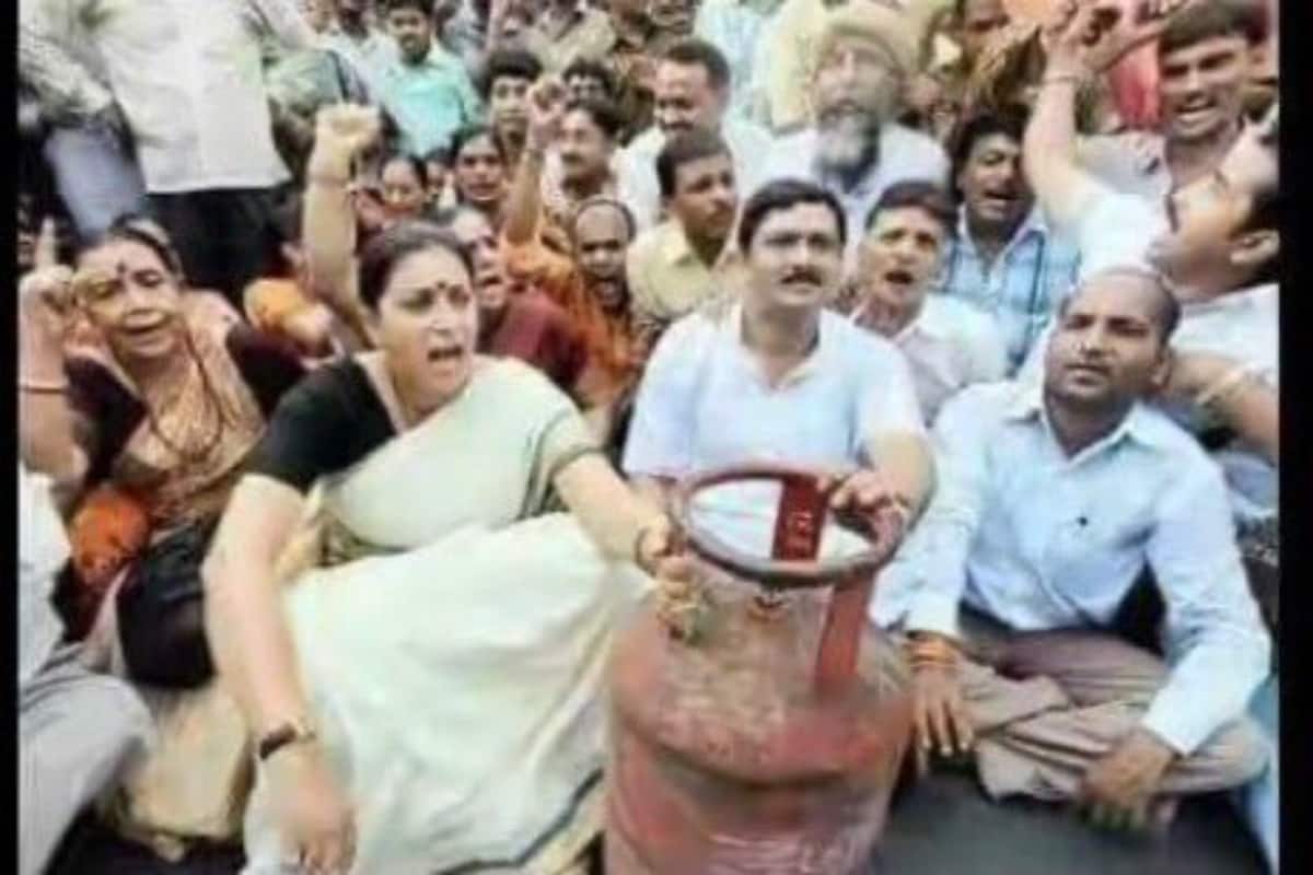 What A Shame..., Smriti Iranis 2011 Tweet Goes Viral After ...