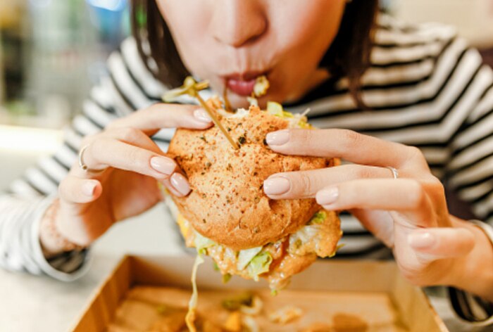 Read more about the article Why Are You Always Hungry? Expert Answers!