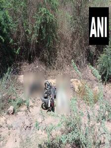 अतीक के बेटे असद की क्राइम हिस्ट्री जानिए, पिता का क्राइम साम्राज्य वही संभालता था