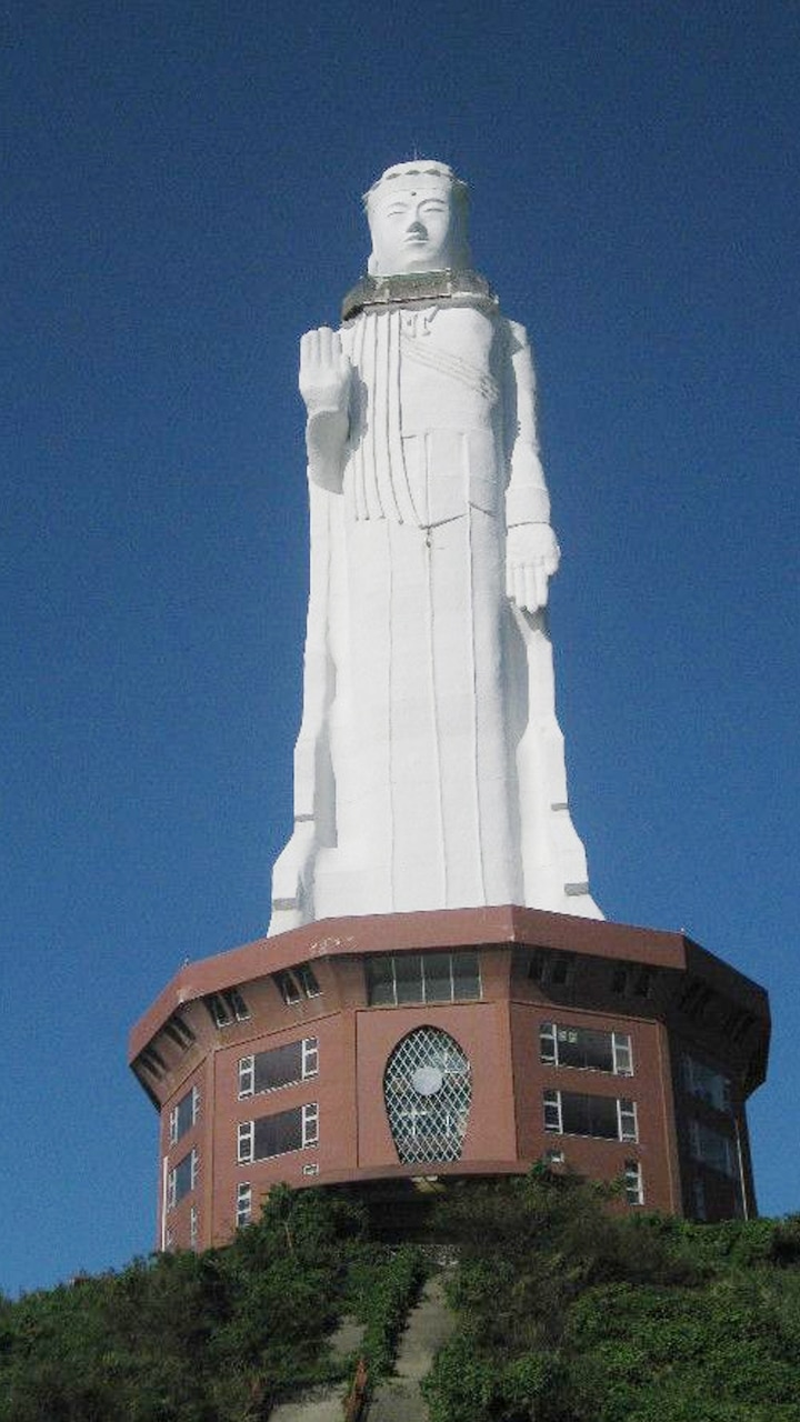 10 Tallest Statues In The World