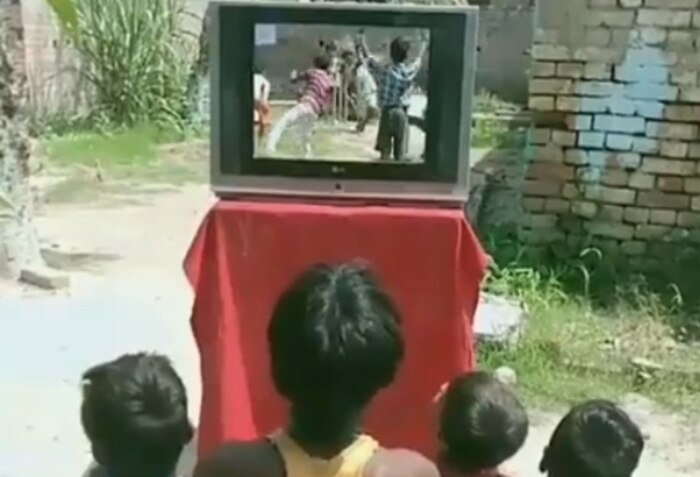WATCH Kids Taking LIVE Streaming Of Local Cricket Match To Next Level Will Make You Go ROFL- VIRAL Video
