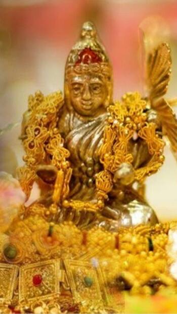 Akshaya Tritiya: Avoid These 6 Things to Welcome Maa Laxmi at Home