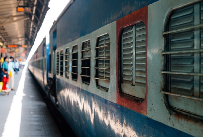 Read more about the article Railways Canels Several Trains on April 4; Check Full List, Major Train Blocks Affecting Services Today