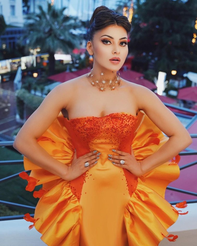 India at Cannes: Urvashi Rautela Stuns in Hot Orange Flower Strapless Dress | PHOTOS
