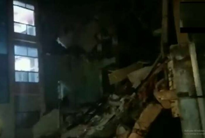 3-storey Building Collapses in Gujarat 2 3-storey Building Collapses in Gujarat's Ahmedabad, Many Feared Trapped; Rescue Operations On