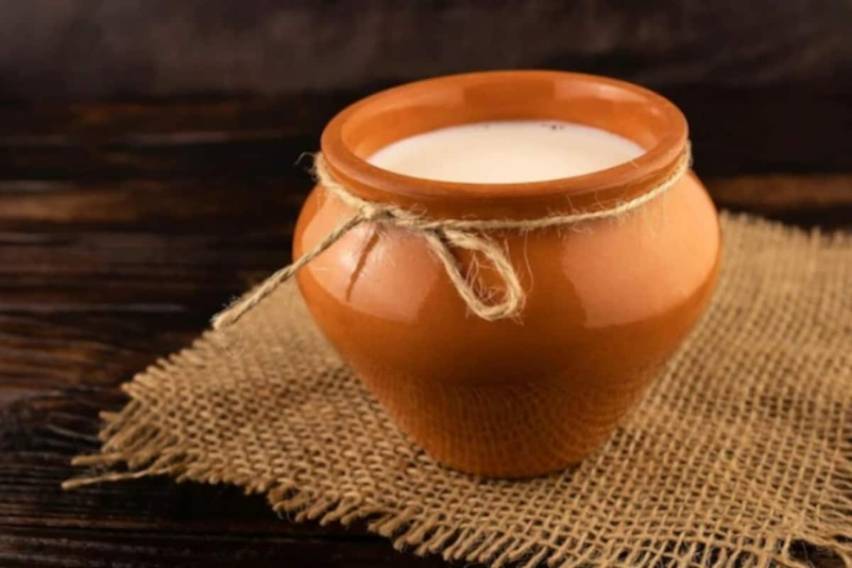 Indian clay yogurt pot