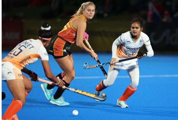 Eishockey: Indisches Frauenteam besiegt Australien im dritten Testspiel mit 1:1 und verliert die Serie mit 0:2