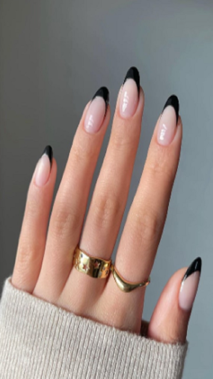 हाथों को बनाना है खूबसूरत तो Nail Polish लगाते समय इन बातों का रखें ध्यान |  Beauty Tips - YouTube