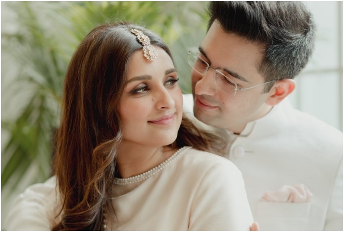 Parineeti Chopra Opens up on Her Love Story With Raghav Chadha as She Drops Unseen Pics From Their Engagement
