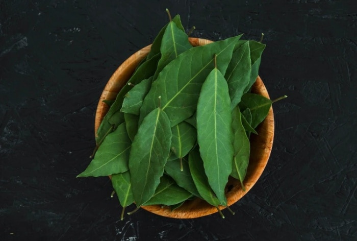 13 Benefits Of Curry Leaves  Healthier Steps