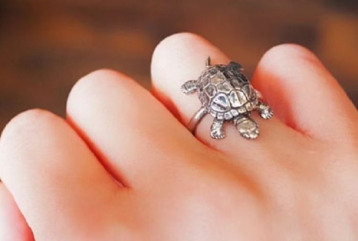 Blue Tortoise Fire Opal Ring for Women Black Gold Color Jewelry Engagement  Animal Design Finger Gift