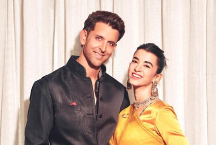 Saba Azad's Mushy Pics With Hrithik Roshan Have Everyone's Attention