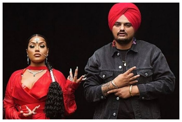 British Rap Artist Stefflon Don Visits Sidhu Moosewala’s Village, Pays Tributes