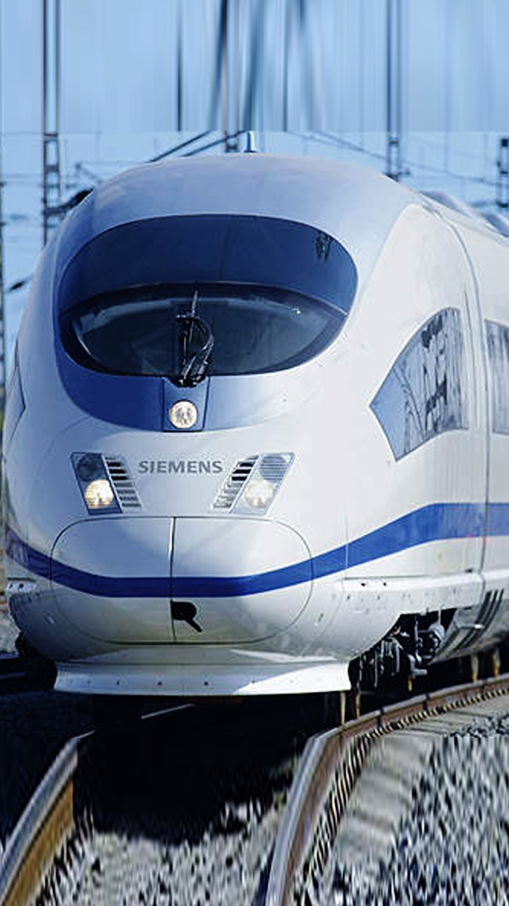 Top 10 Fastest Trains in The World