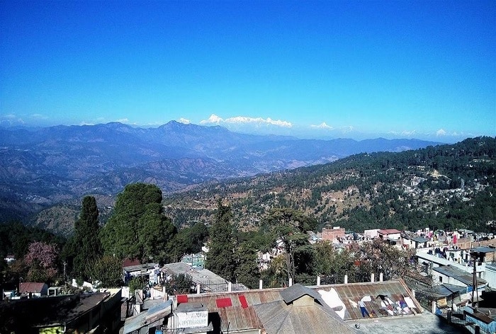 This image has an empty alt attribute; its file name is ranikhet-1.jpg