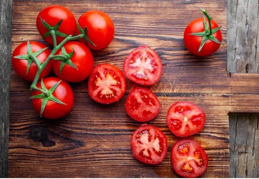 Tomato Side Effects: Allergies to Kidney Stones, Here is What Happens When You Eat Too Many Tomatoes