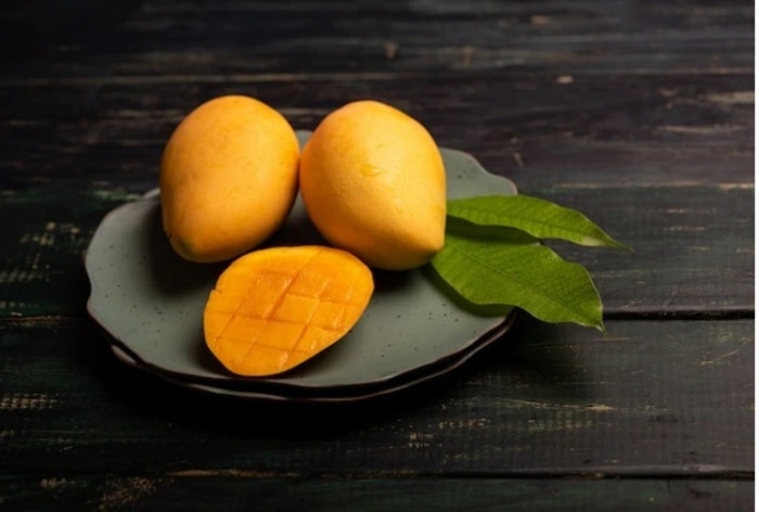 Pregnancy Diet: Is it Advisable to Eat Mangoes During Pregnancy?