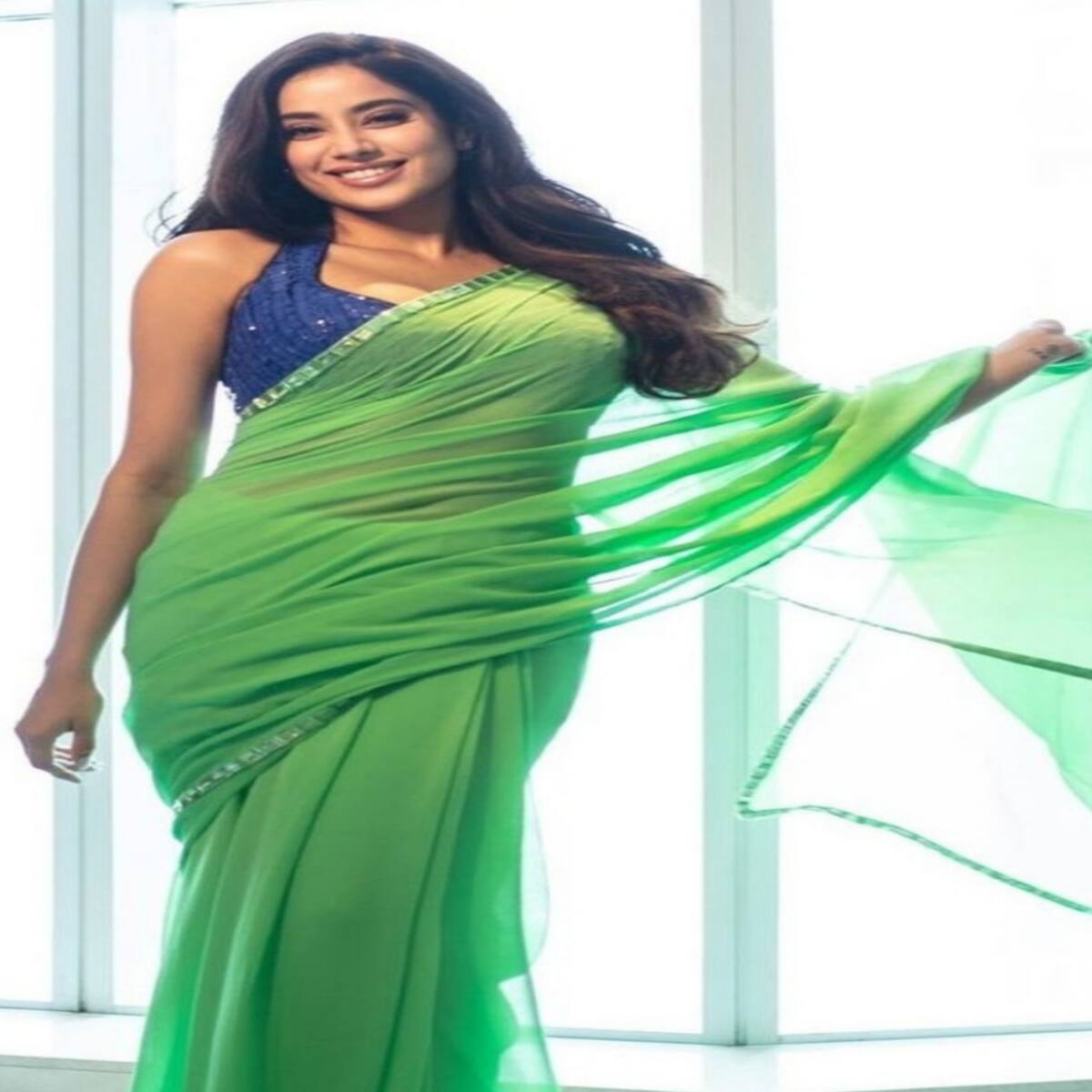 Janhvi Kapoor Looks Sabse 'Bawaal' in Green Saree