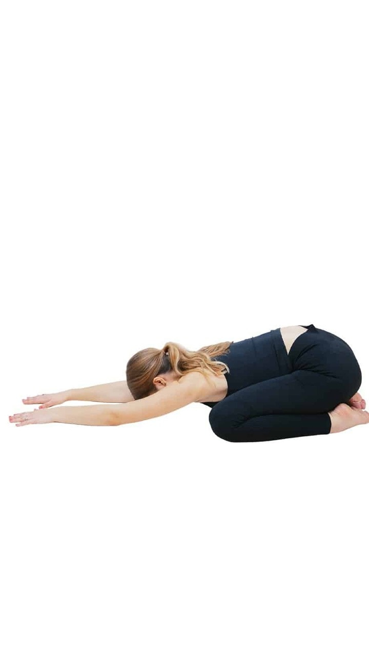 7 Before Bed Yoga Poses For A Good Night's Sleep