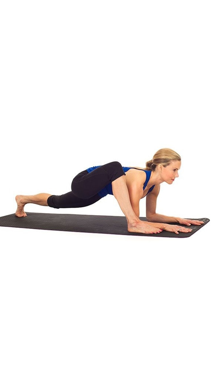 Vinyasa Flow Yoga for beginners-Ekhart Yoga