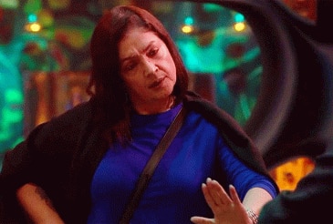 pooja bhatt