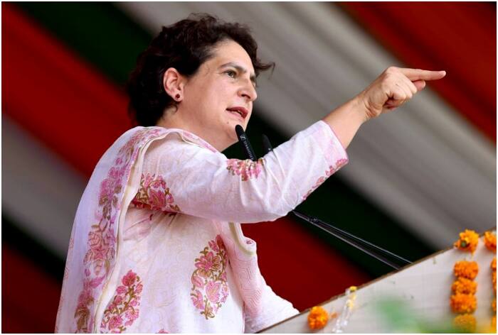 'Amritkaal' or 'Anyaykaal': Priyanka Gandhi Slams PM Modi Over Reports of Laying Thorns on Road Ahead of Farmers' March