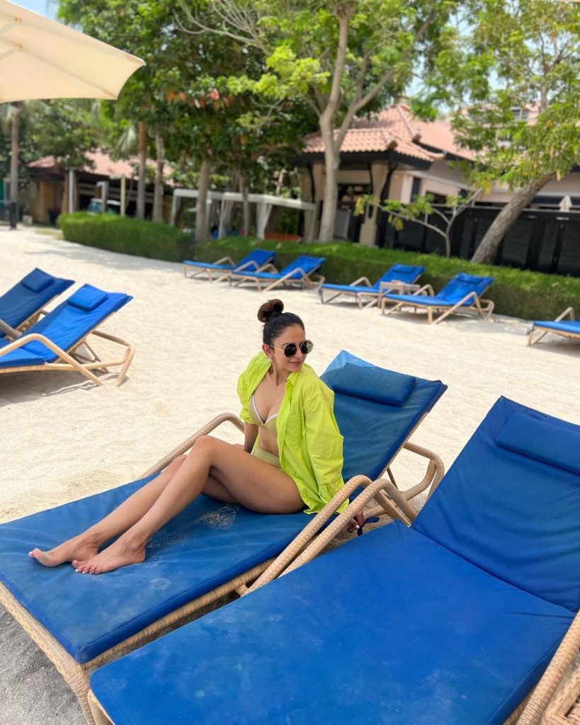 Rakul Preet Singh Stuns in Hot Neon Green Bikini While Sunbathing at Dubai  Vacation Pics