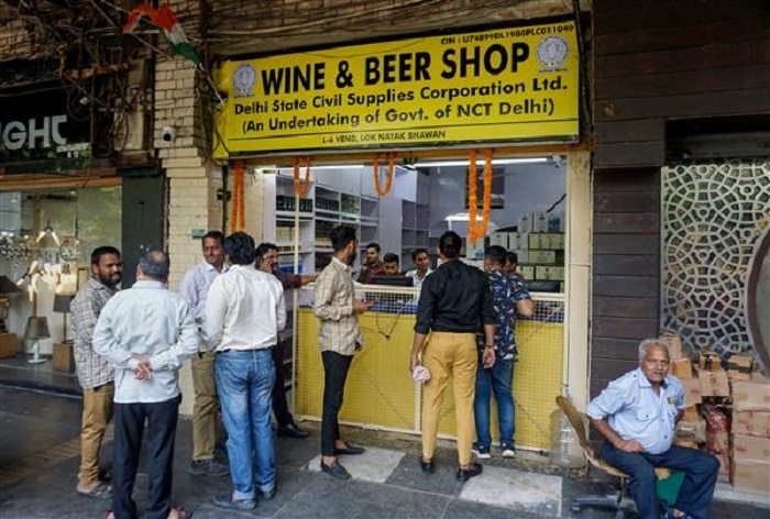 Dry Days In Delhi: Liquor Shops To Remain Closed On These 4 Days For