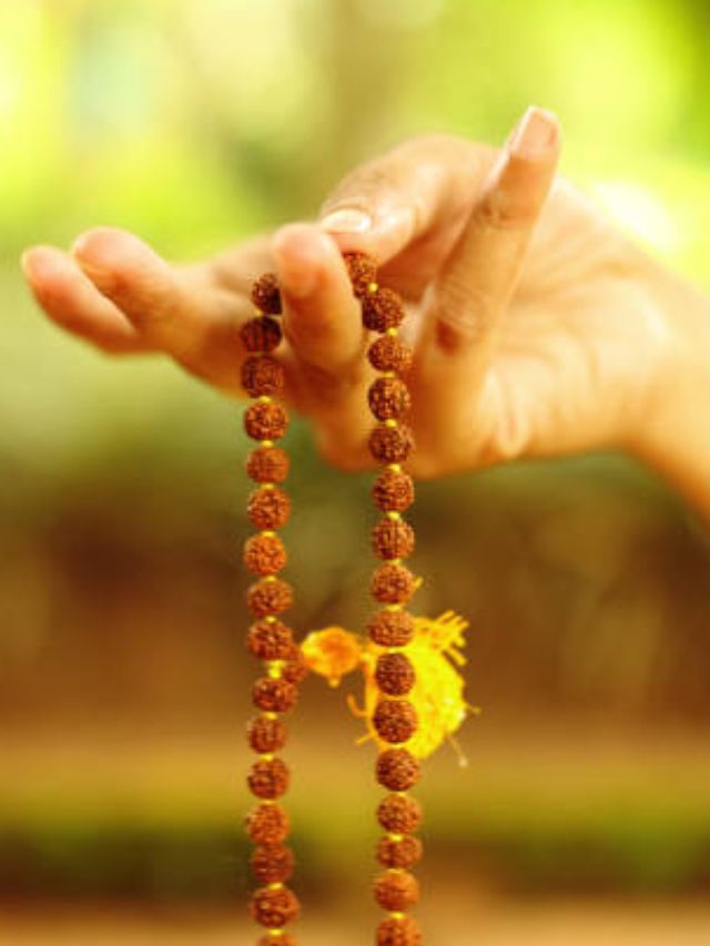 8 Powerful Benefits of Rudraksha