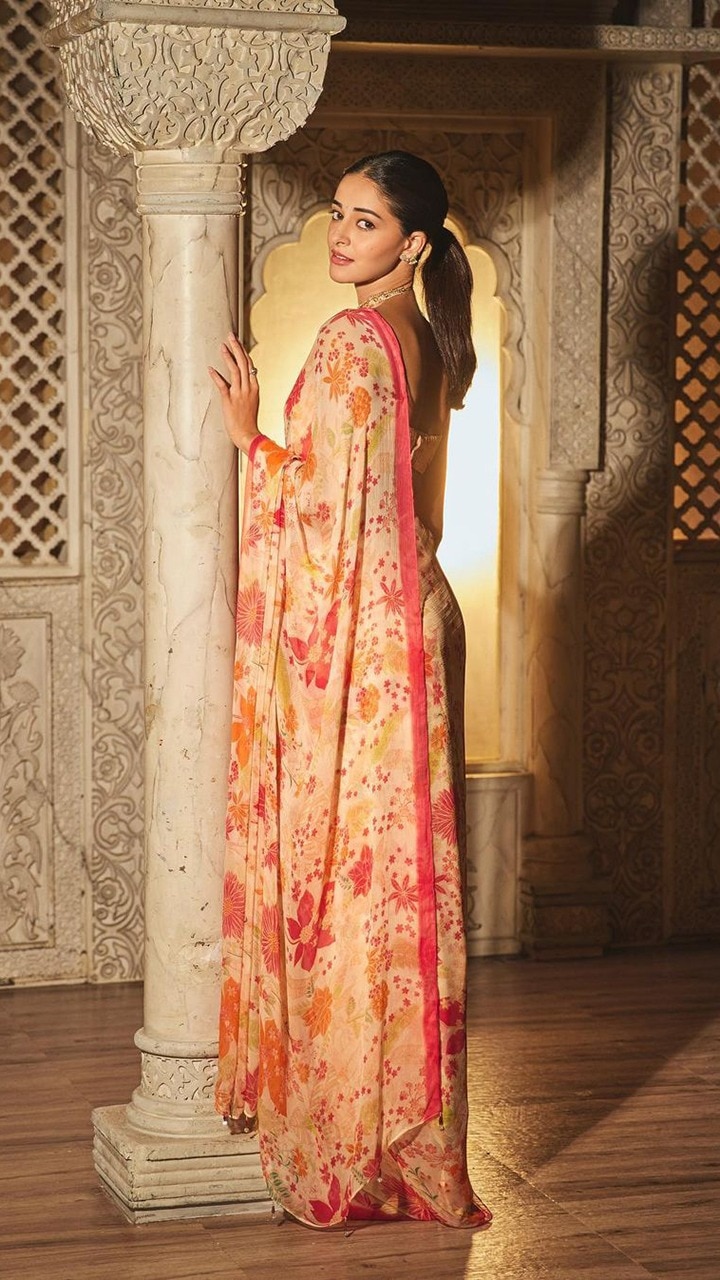 Alia Bhatt in Manish Malhotra's Floral Printed Saree | Floral printed saree  at ladyindia | Sarees | Alia Bhatt Sarees – Lady India