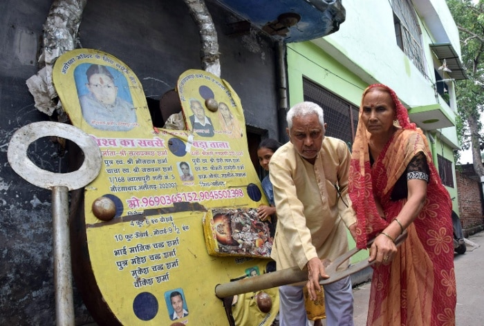 'Labour Of Love': UP Artisan Makes 400 Kg Lock For Ram Mandir