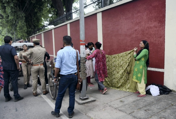 On Camera: Newborn Dies As Woman Gives Birth Outside Lucknow's Raj Bhavan, Sparks Political Slugfest