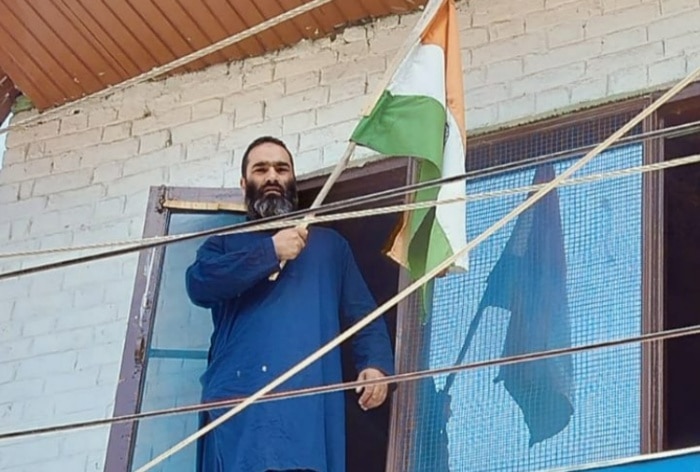 Har Ghar Tiranga: Families Of Active Hizb Militants Hoist Tricolour In J-K’s Sopore, Kishtwar